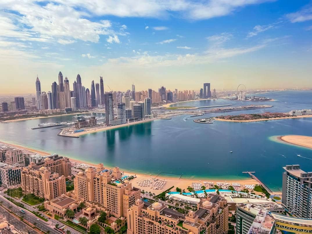 waterfront plot for sale in Bukadra  — قطعة أرض كبيرة للبيع في دبي