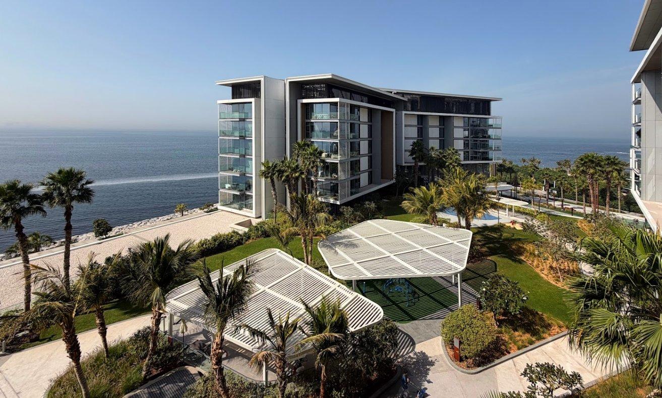 3BR Apartment Bluewaters Residences | Full Sea View | Distress